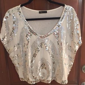 KLD Signature White Sequin Short Sleeve Top